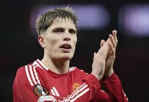 身价4500万欧！英媒：热刺将报价加纳乔，并将他视为孙兴慜替代者